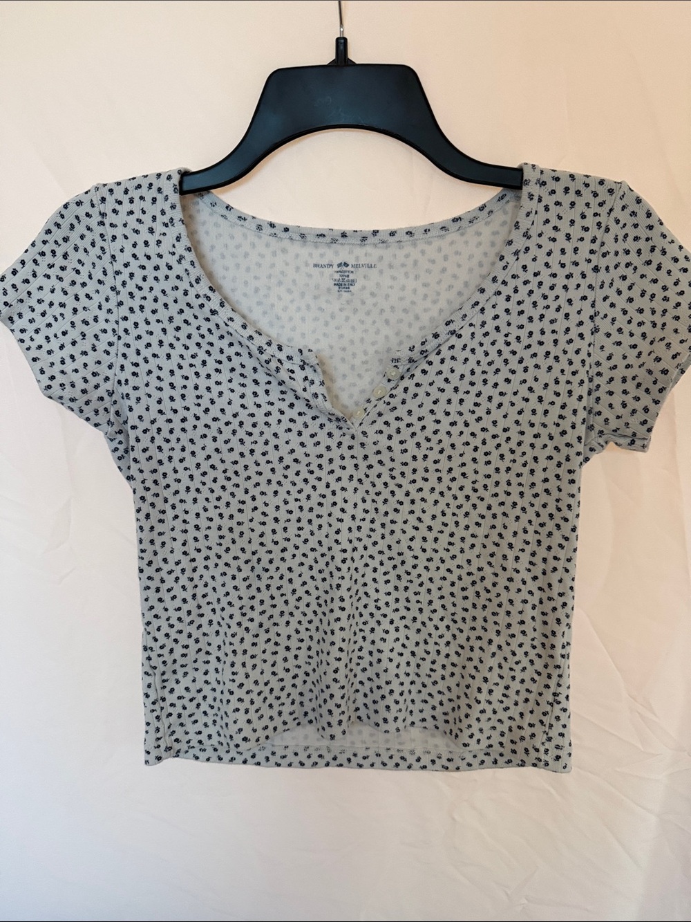 White/Blue floral Short Sleeve Scoop Neck Top - Small Floral Print
